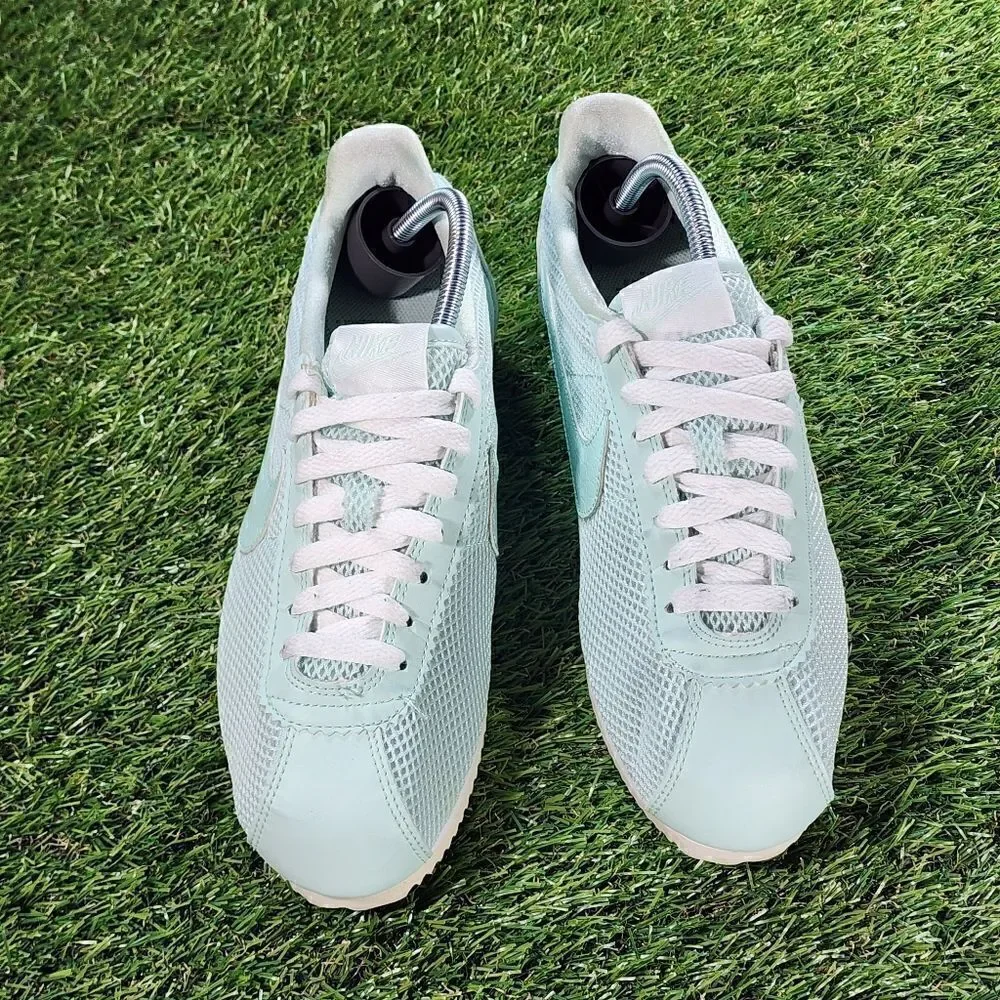 NIKE CORTEZ - Womens Shoes - SIZE 8